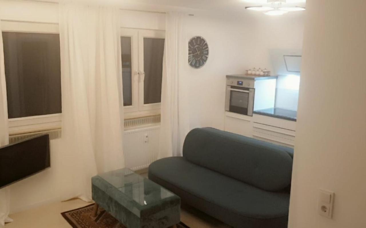 Apartment Mit Schoener, Moderner Einrichtung Köln Dış mekan fotoğraf